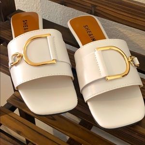 Brand new Squared toe sandals